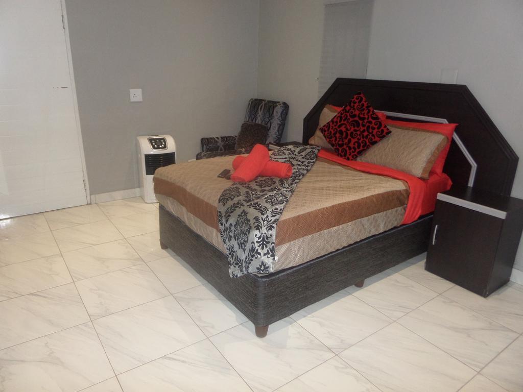 Tshedza Guest House Pretoria Luaran gambar